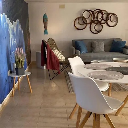 Private Pool & Garden - Walk To & * Marbella