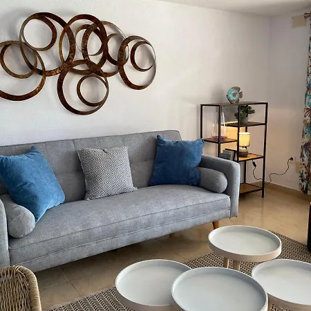 Private Pool & Garden - Walk To & * Marbella